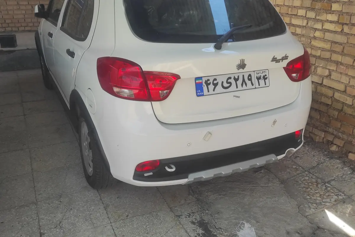 کوییک،  دنده ای R