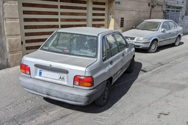 پراید، صندوق دار