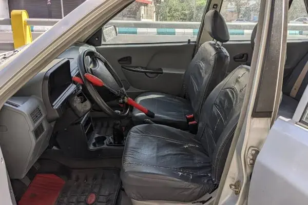 پراید، صندوق دار