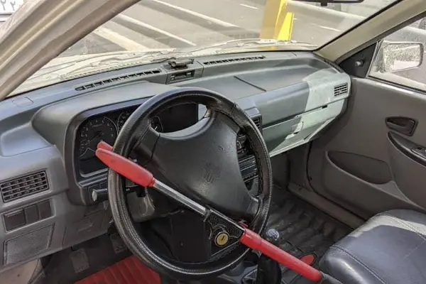 پراید، صندوق دار