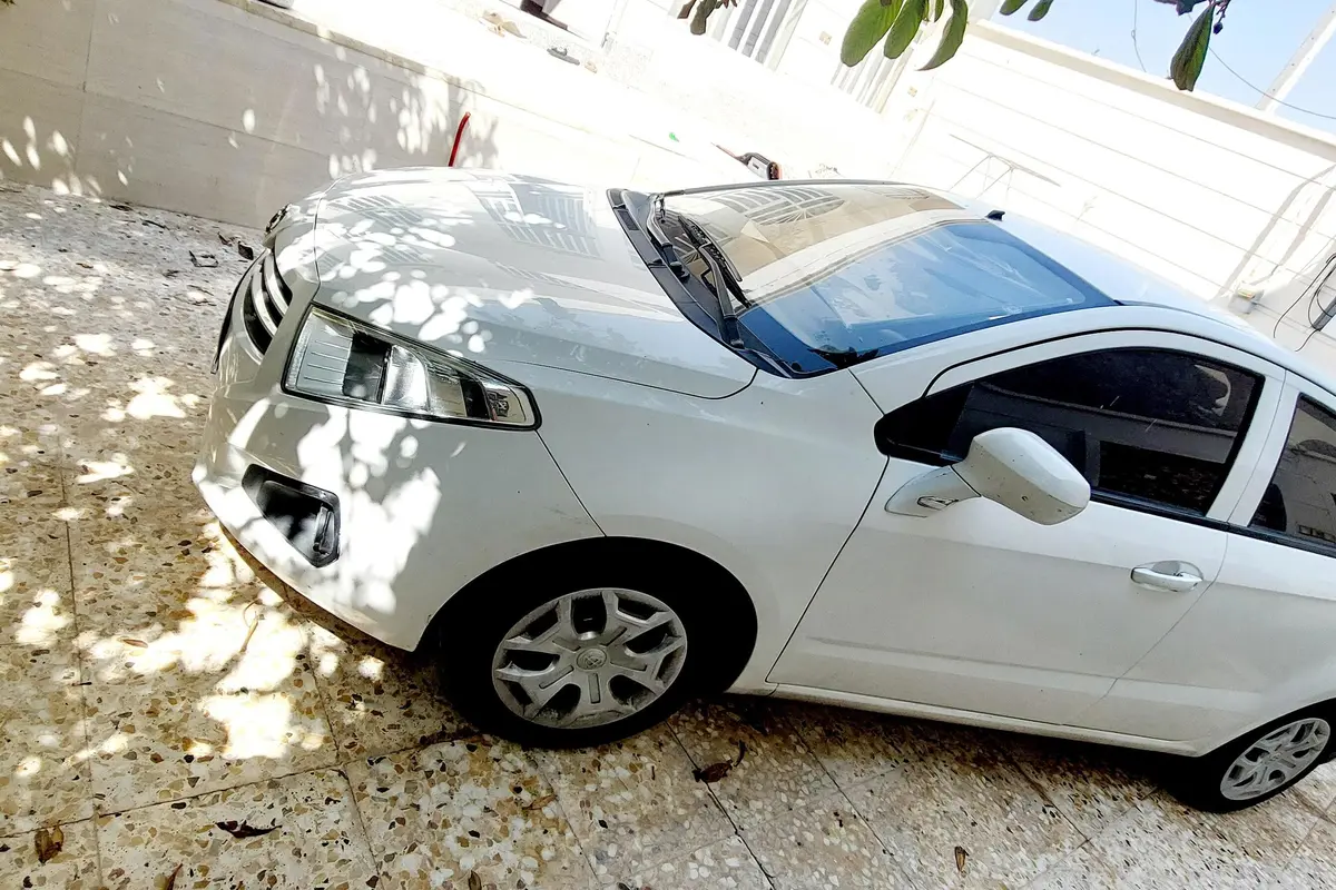 برلیانس،  H230