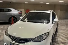 ام جی، 360