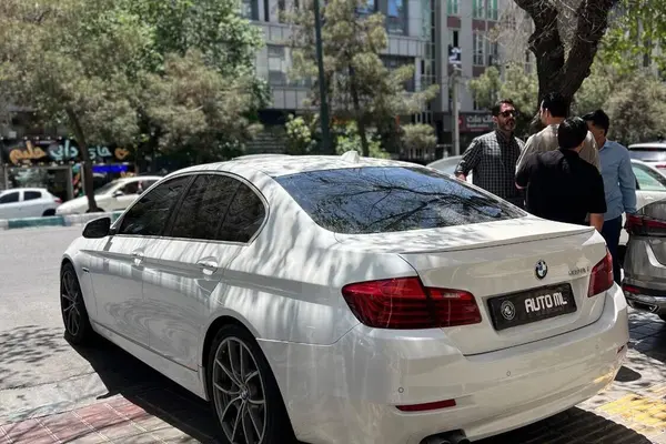 ب ام و  سری 5 سدان