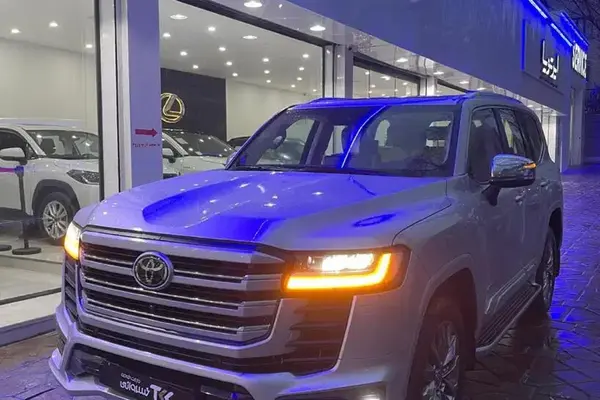 تویوتا، لندکروز چهار در