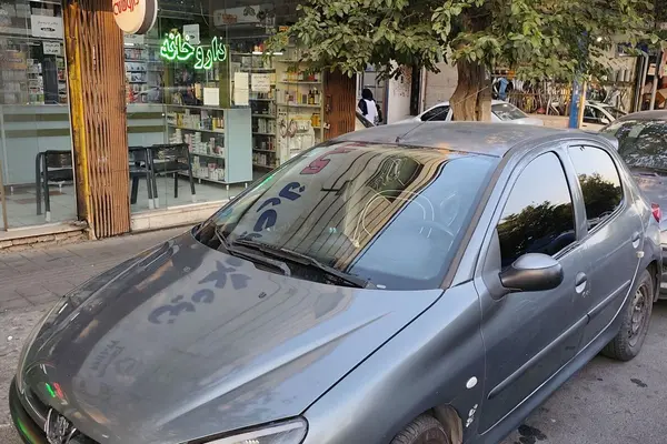پژو  206
