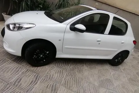 پژو، 207