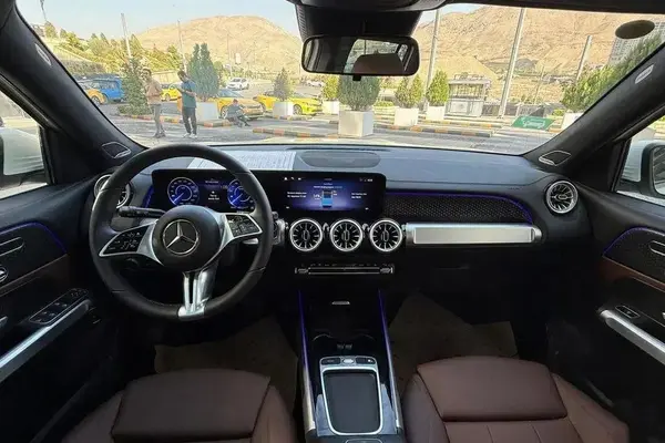 پیش فروش بنز، کلاس EQB