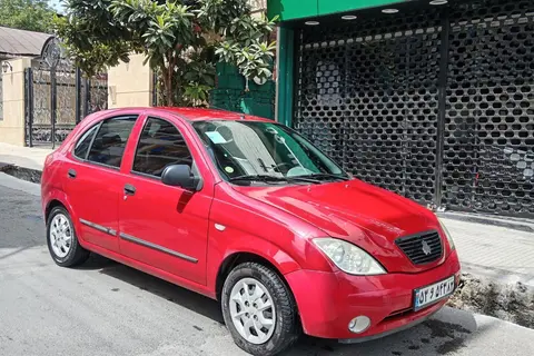 تیبا، هاچ بک