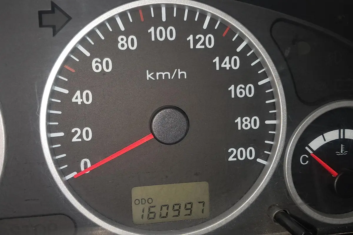 پژو،  405