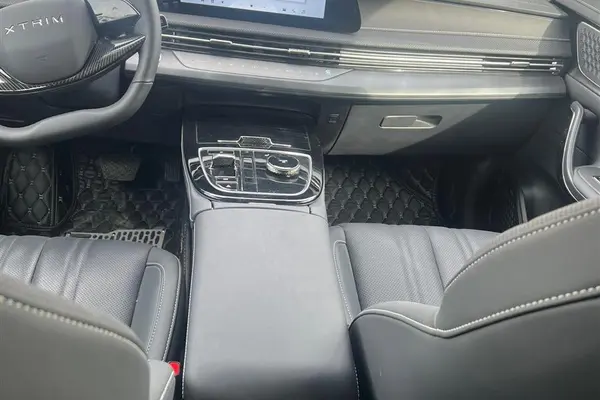 اکستریم، LX (SX)