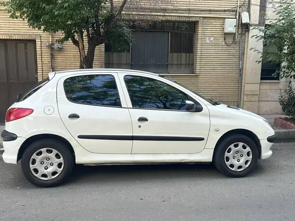 پژو  206