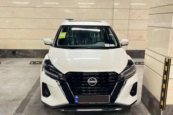 نیسان، کیکس