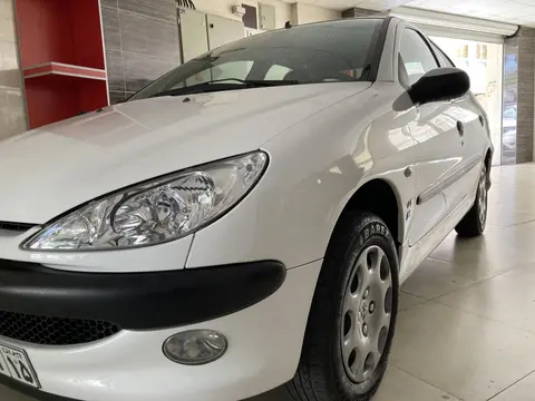 پژو، 206 SD