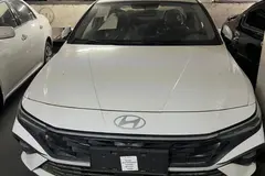 هیوندای، النترا