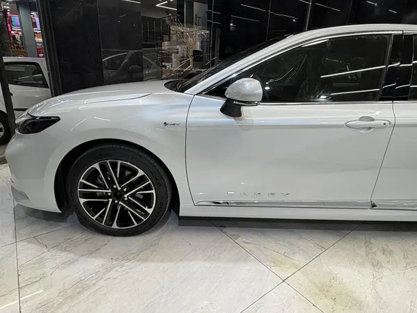 تویوتا، کمری هیبرید