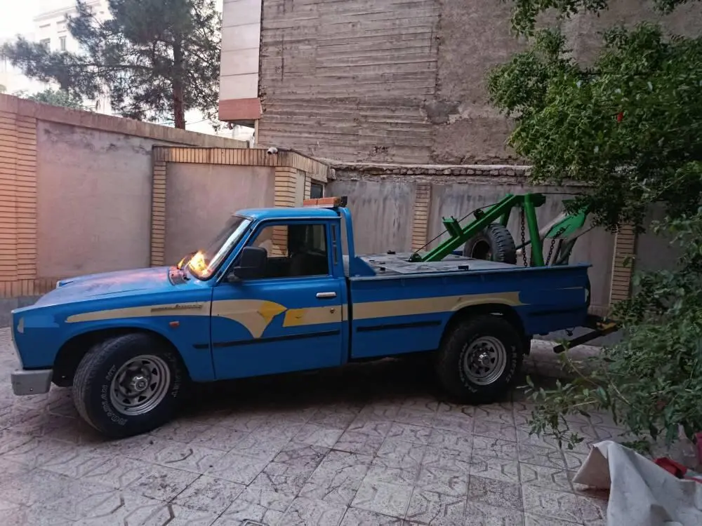 زامیاد،  وانت نیسان
