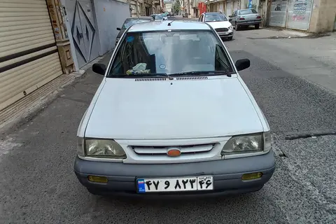 پراید، صندوق دار