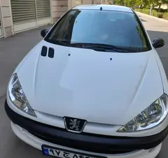 پژو، 206