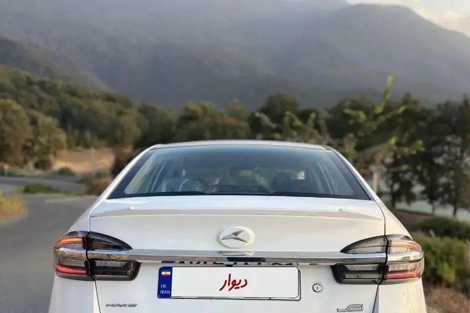 کی ام سی  ایگل