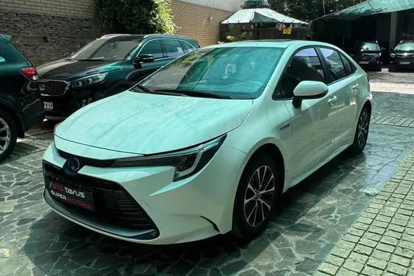 تویوتا، لوین هیبرید