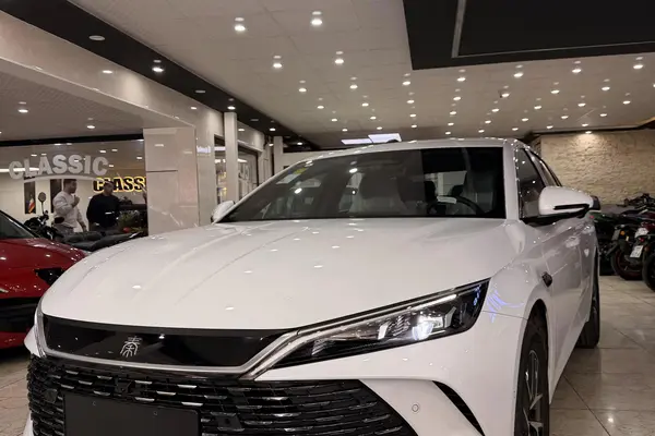 بی وای دی، چین ال DMi