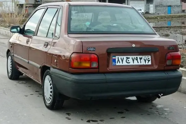 پراید، صندوق دار