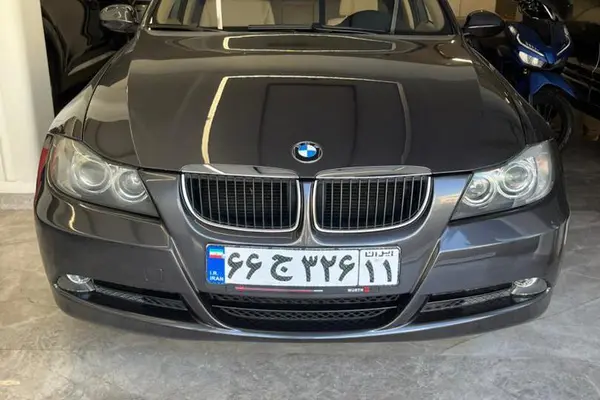 ب ام و، سری 3 سدان