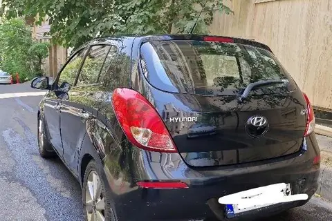 هیوندای، i20