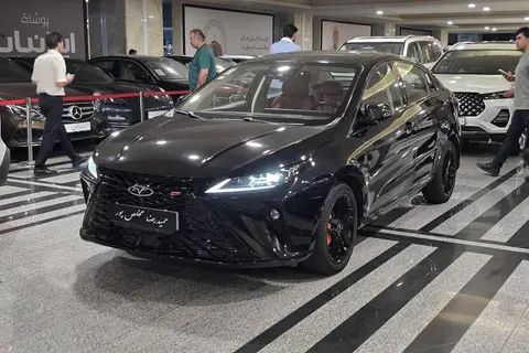فونیکس، آریزو 6 جی تی (Z6 GT)