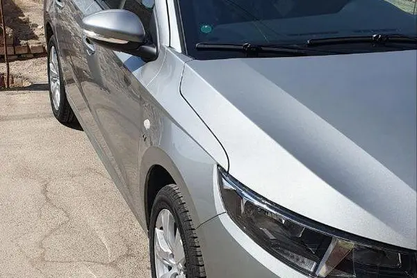 تارا، اتوماتیک V4