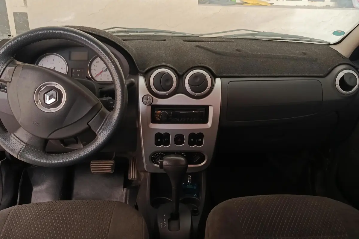 رنو،  تندر 90