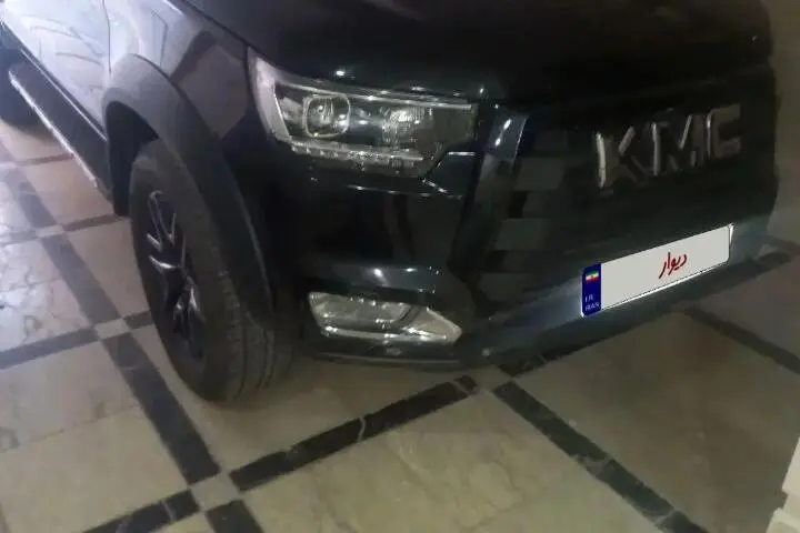 کی ام سی  T8