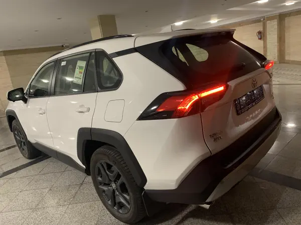 تویوتا، راوفور