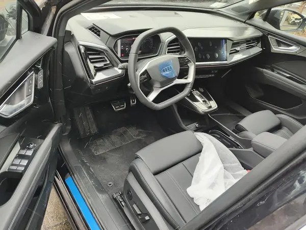 آئودی، Q4 e-tron