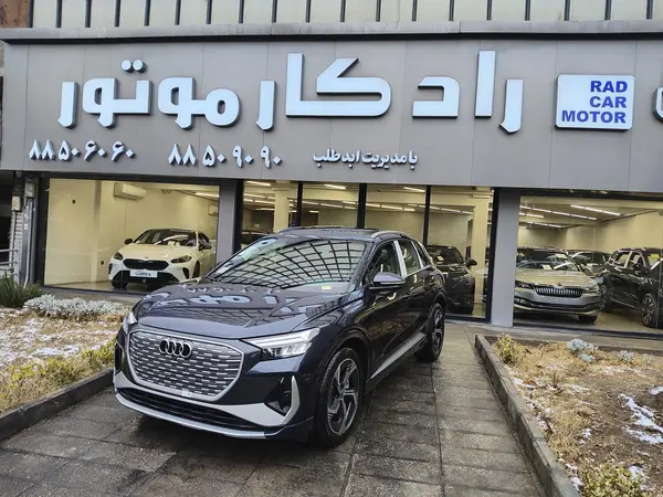 آئودی، Q4 e-tron