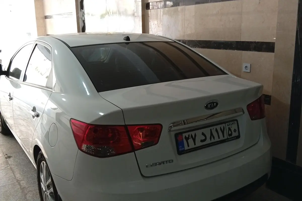کیا،  سراتو (مونتاژ)
