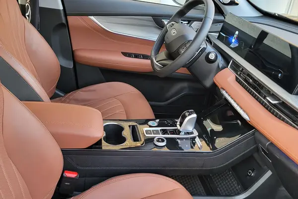 فونیکس، تیگو 8 پرو مکس (F8 PRO MAX)