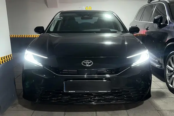 تویوتا، کمری هیبرید