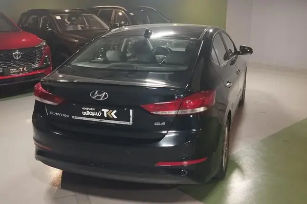 هیوندای، النترا