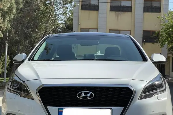 هیوندای  سوناتا هیبرید