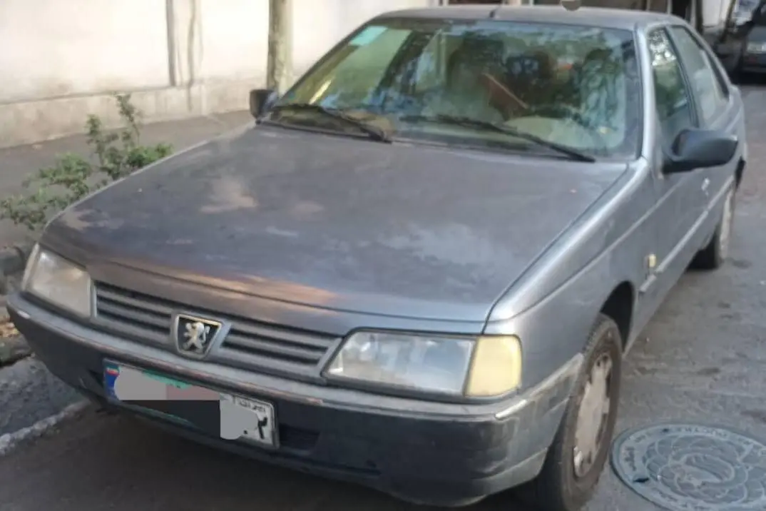 پژو،  405