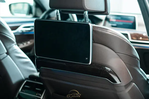 ب ام و، سری 7