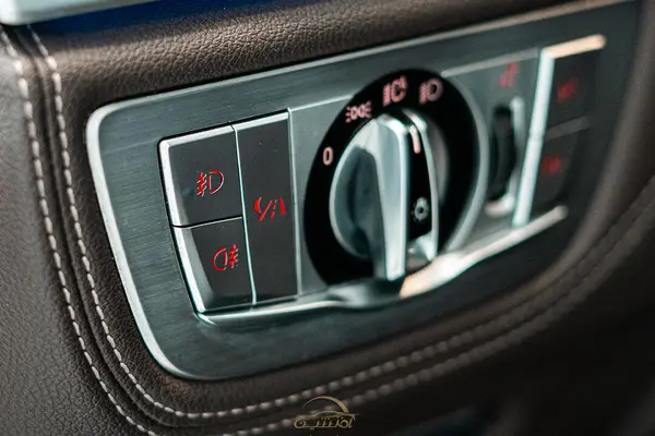 ب ام و، سری 7