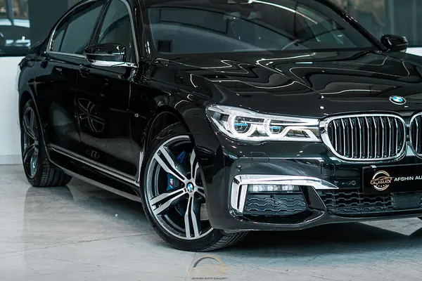 ب ام و، سری 7