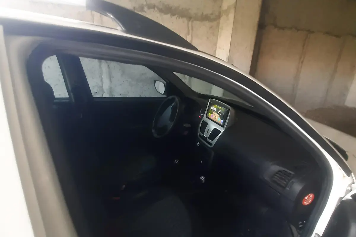 کوییک،  دنده ای R