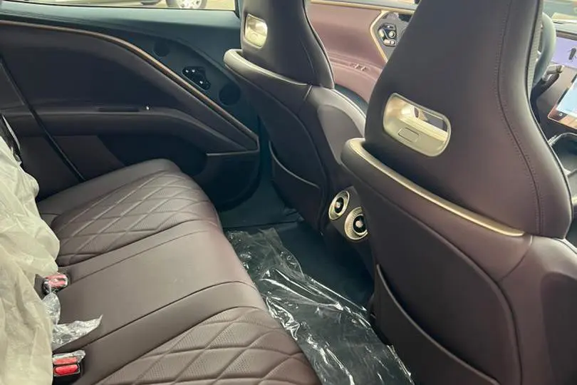 اوتار،  11EV