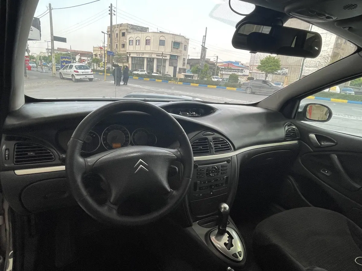 سیتروئن،  C5