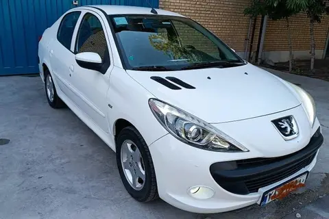 پژو، 207 صندوقدار