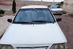 پراید، صندوق دار