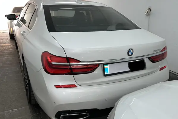 ب ام و، سری 7